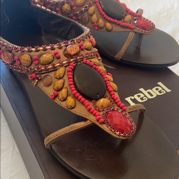 Luxury rebel rhinestone sandals 8.5 - Picture 2 of 7